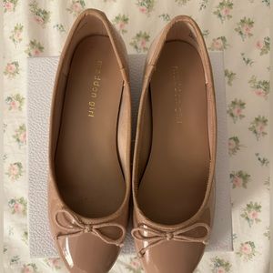 (SOLD) madden girl Plie Women's Slip-On Flats🎀🩰